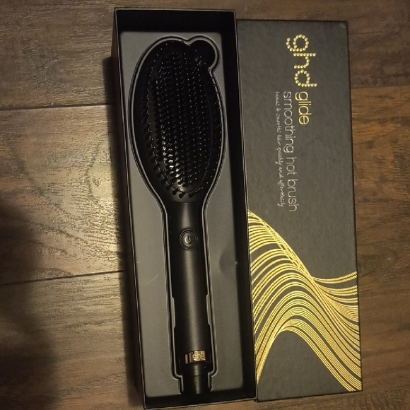 ghd Glide Hot Brush - Elegant Black - Picture 1 of 1